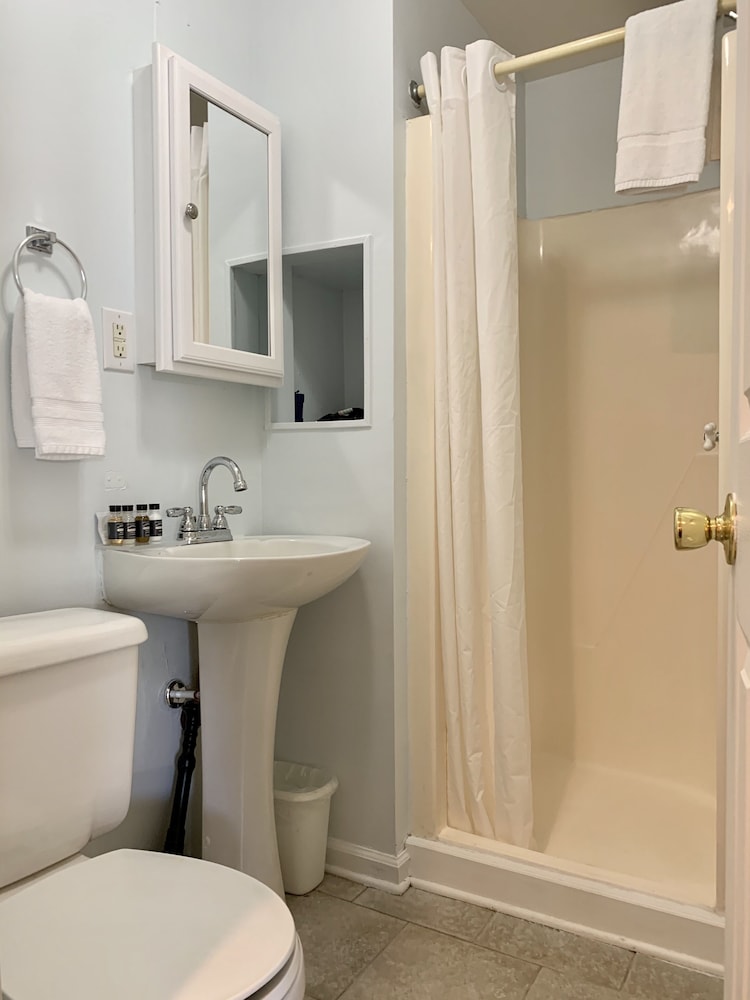 The Inn at River Oaks - photo 75
