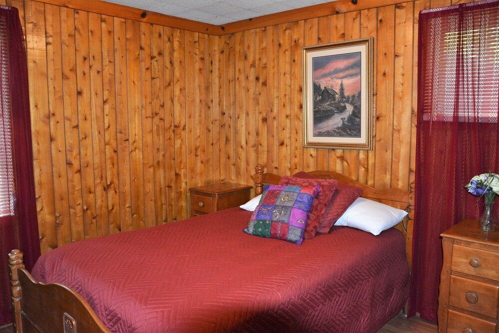 Lost Lodge Resort - photo 9
