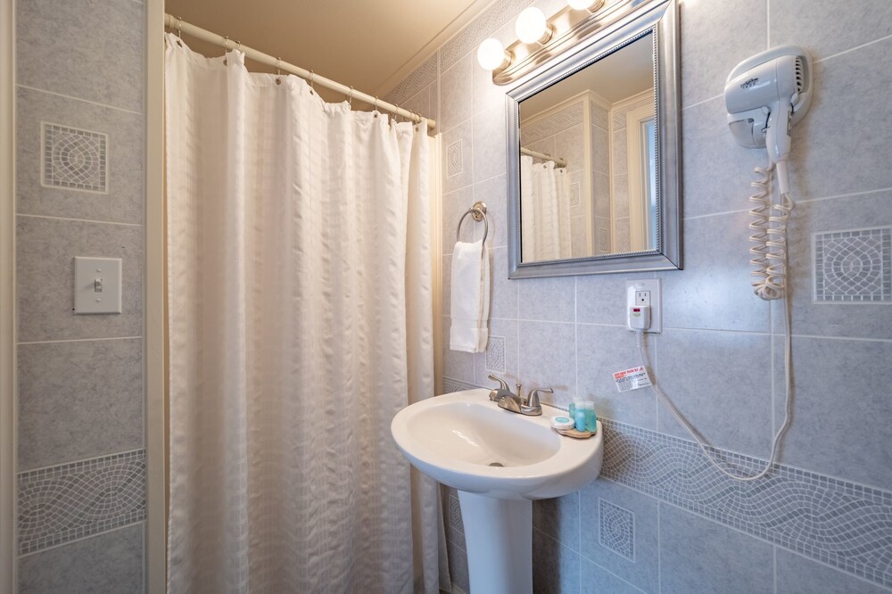 Ocean Glass Inn - photo 54