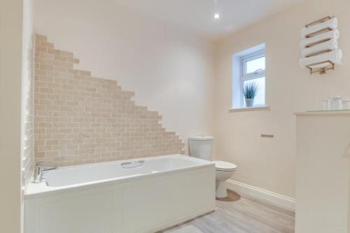 Number 3 Pier Road Apartment