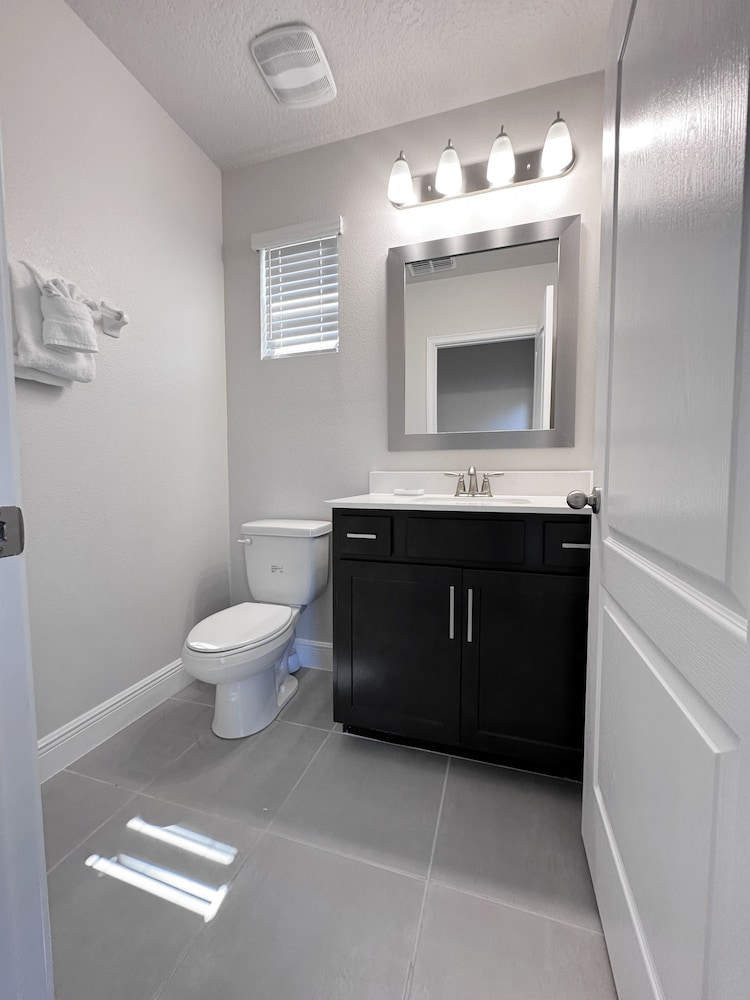 Balmoral Resort 211mcv 6 Bedroom Home by RedAwning - photo 36
