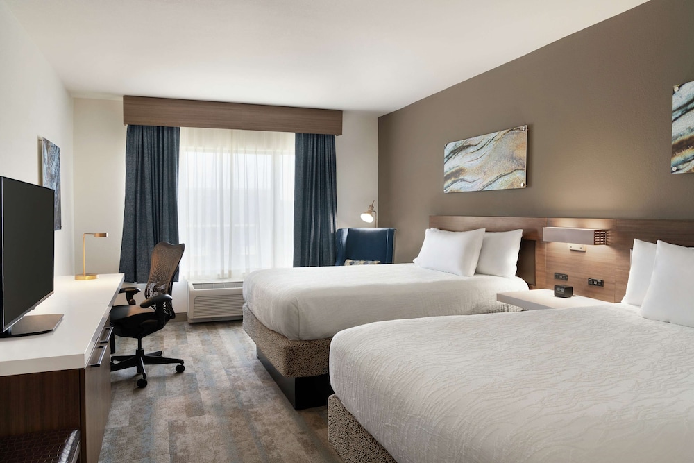 Hilton Garden Inn Charlotte Ayrsley - photo 5