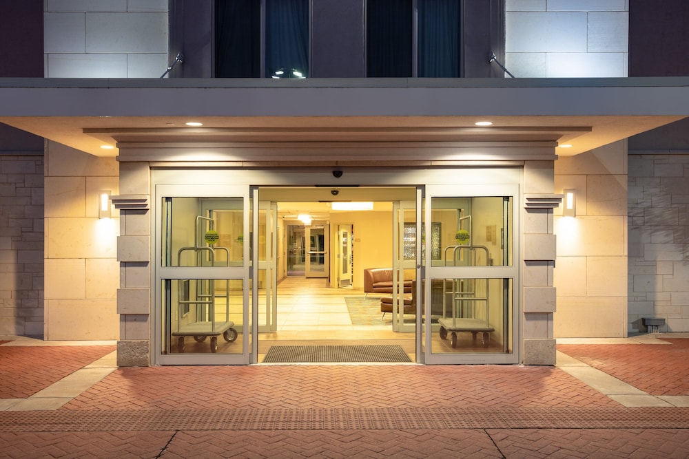 Candlewood Suites Manhattan by IHG - photo 30
