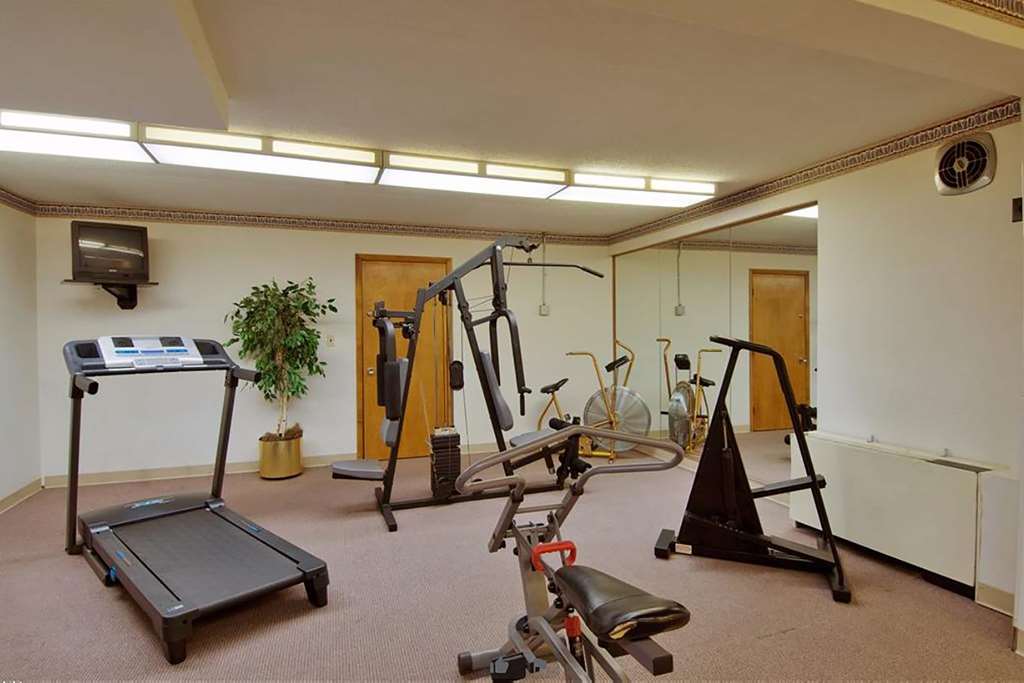 Travelodge by Wyndham Cleveland Airport - photo 7