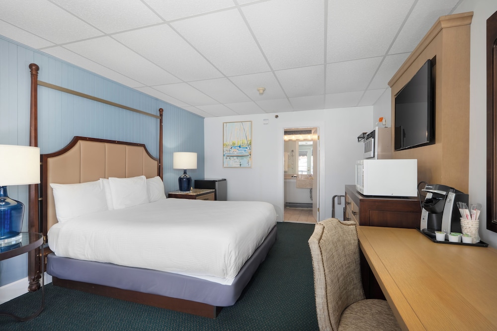 Boothbay Harbor Inn - photo 8