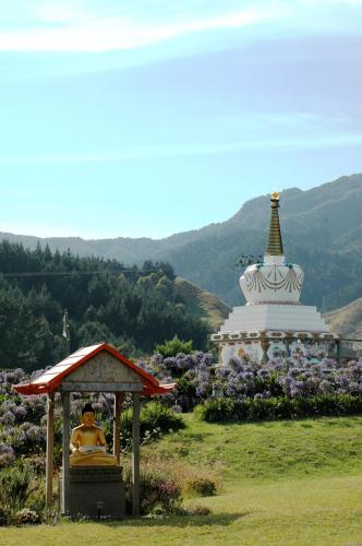 Mahamudra Buddhist Centre in Coromandel, New Zealand