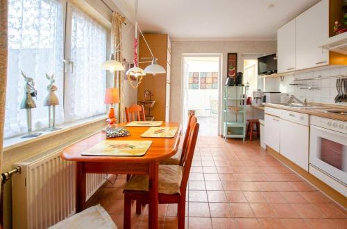 FeWo Kissmann Nr 3 — 4-Star Luxury Hotel in Kellenhusen, Germany