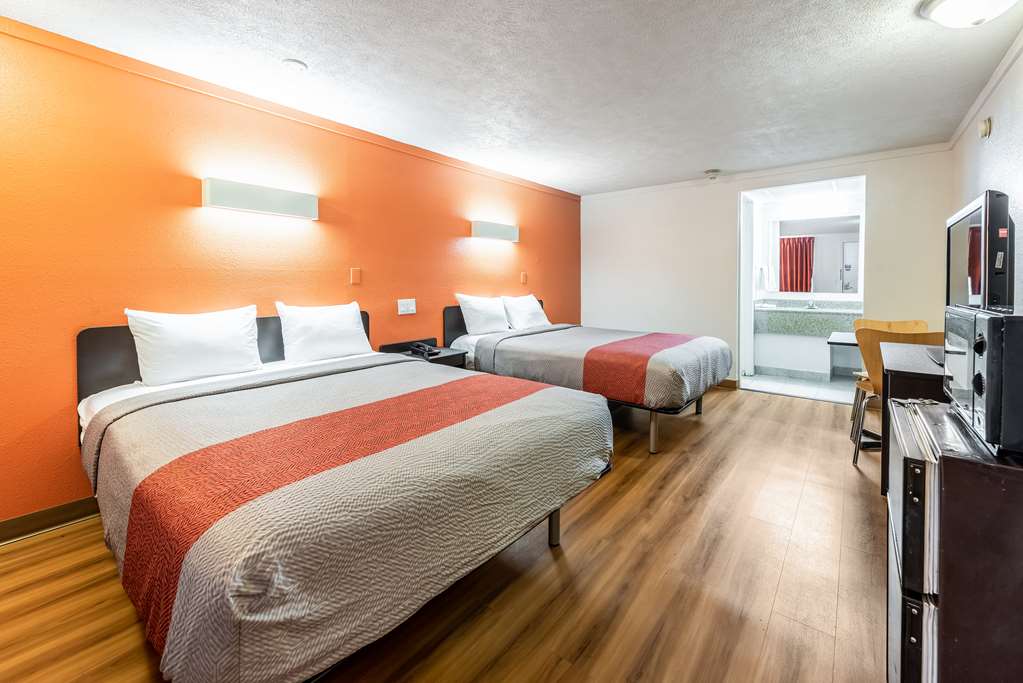 Motel 6 Mansfield OH - photo 14
