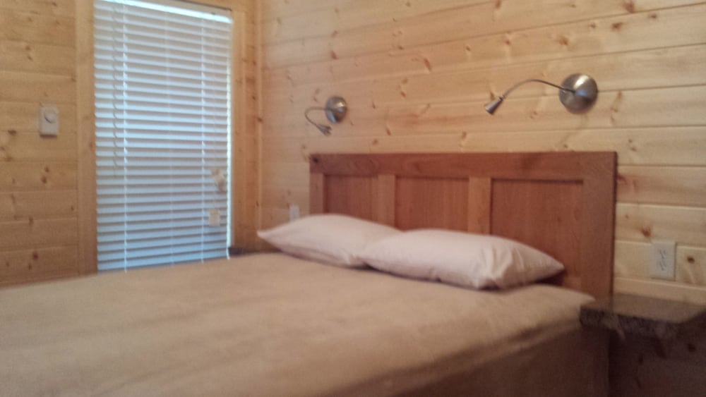 Tall Chief Camping Resort Cottage 1 - photo 3