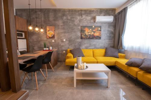 J Villara's Luxury Suites — 4-Star Luxury Hotel in Thessaloniki, Greece