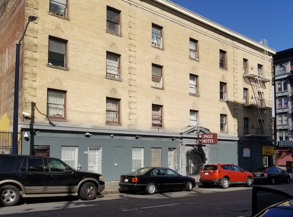 Page Hotel - photo 36