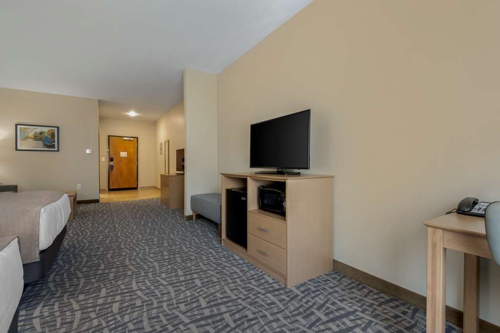 Best Western Plus Rumford Falls - photo 15