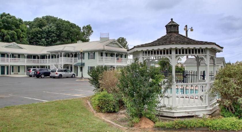 Key West Inn Lafayette in Lafayette, United States