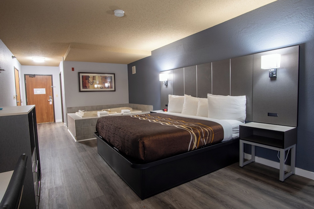 Coratel Inn and Suites By Jasper Eagan St Paul Airport & Mall of America - photo 9