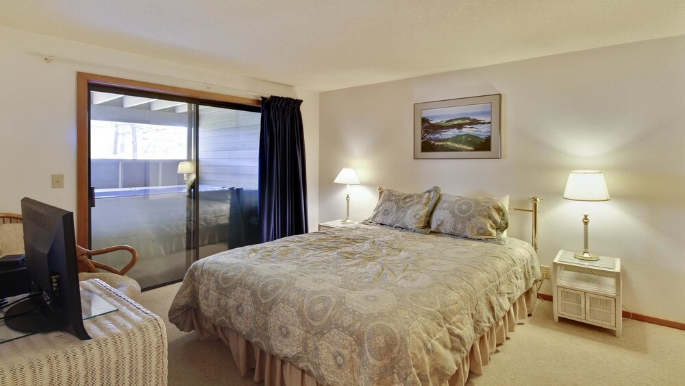 Fairway Village 32 - photo 8