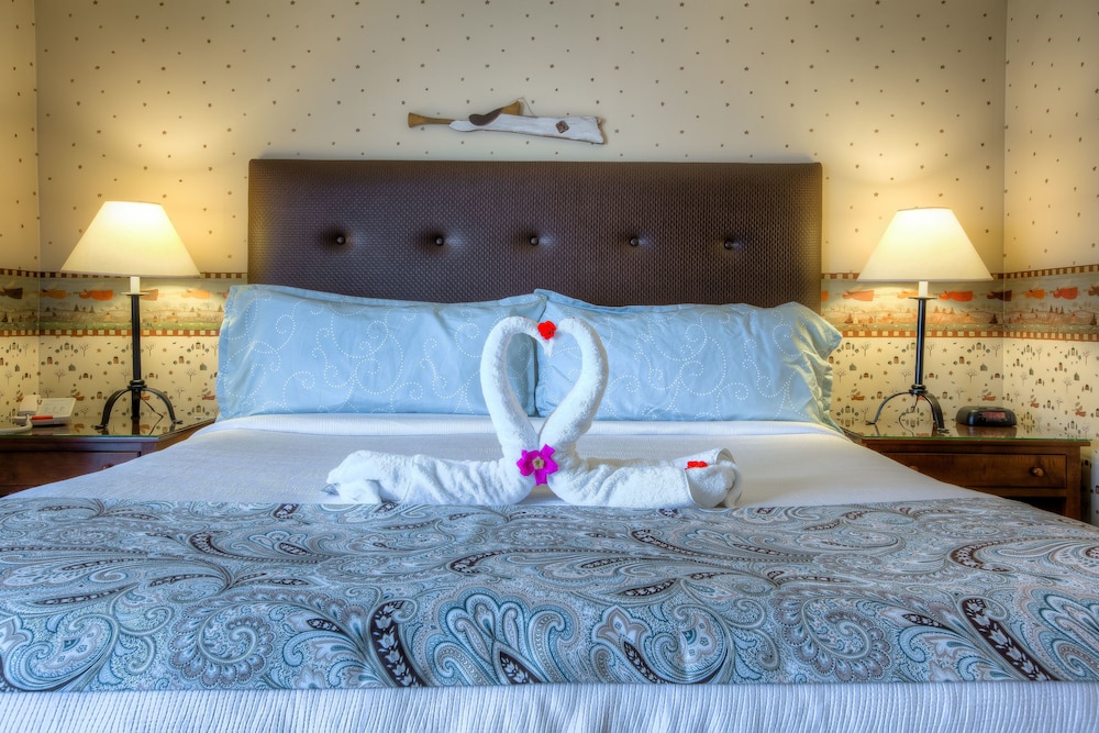 Bluebird Ocean Point Inn - photo 31