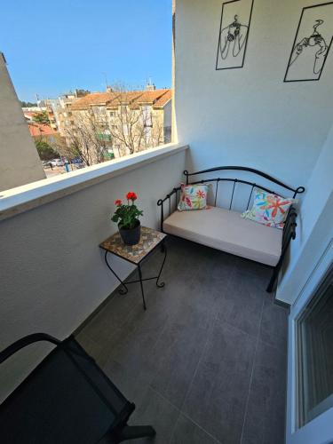 Clea Centar Apartmani Nikmar — 4-Star Luxury Hotel in Makarska, Croatia