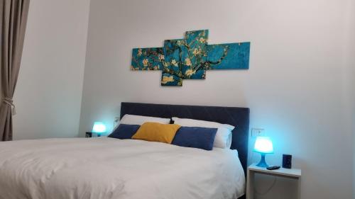 Balsamotto Appartamento E Parcheggio — 4-Star Luxury Hotel in Palermo, Italy