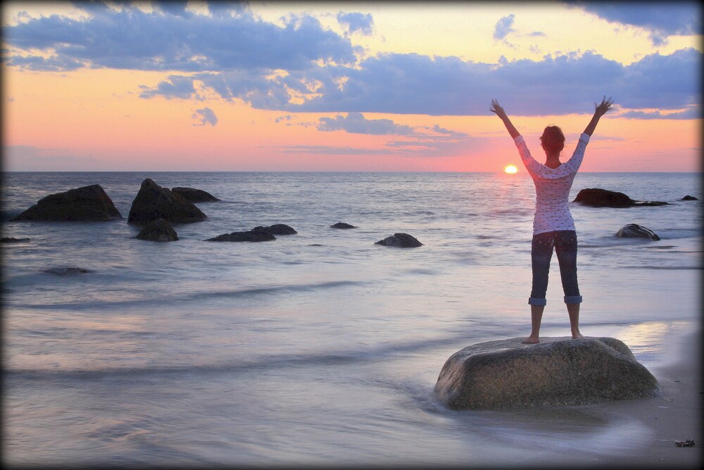 Menemsha Inn - carbon neutral hotel in West Tisbury