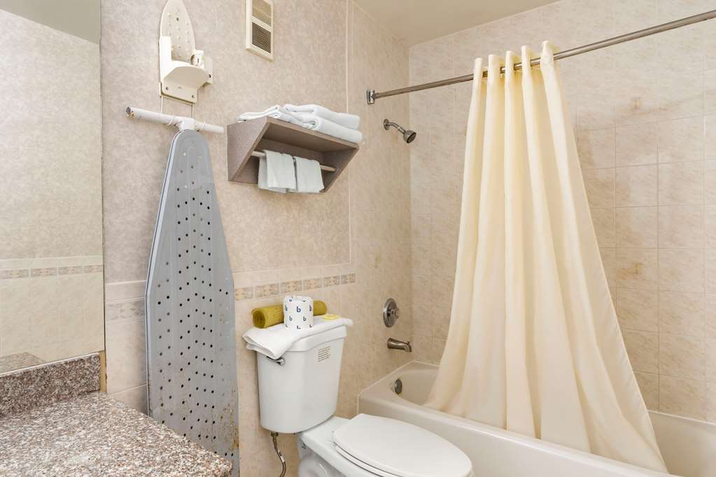 Rodeway Inn Clearwater Largo - photo 21