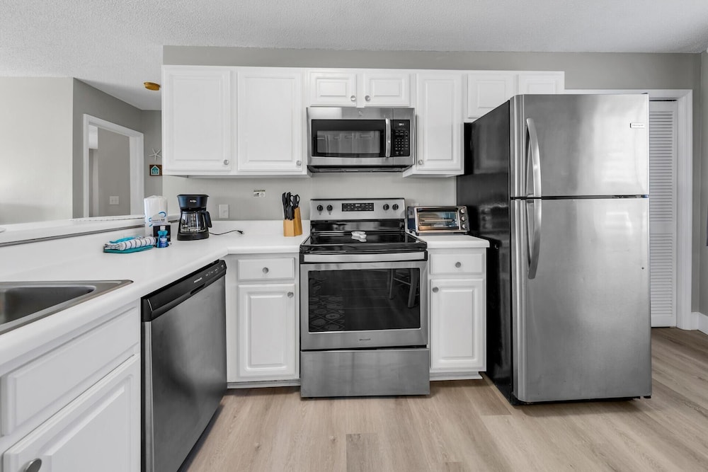 Crystal Village II Unit 16B - photo 11