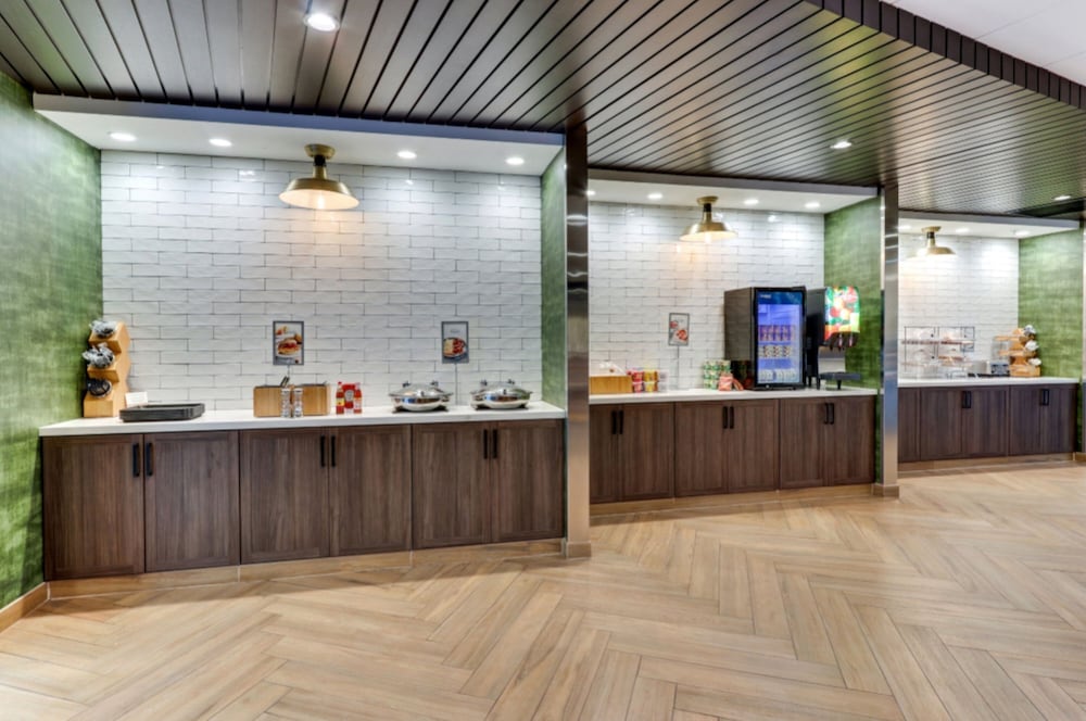 Fairfield Inn & Suites by Marriott Dalton - photo 22