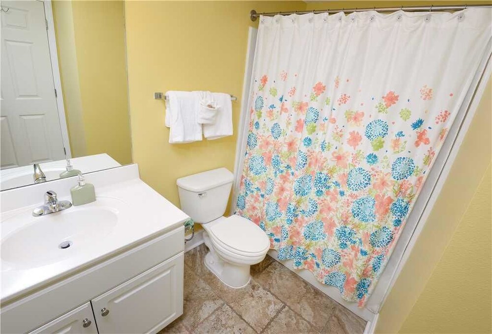 Majestic 2202 West Tower 1 Four Bedroom Condo - photo 22