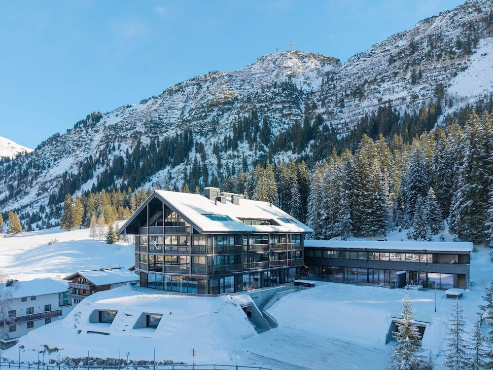 Hotel Kristberg - last minute hotel in Lech