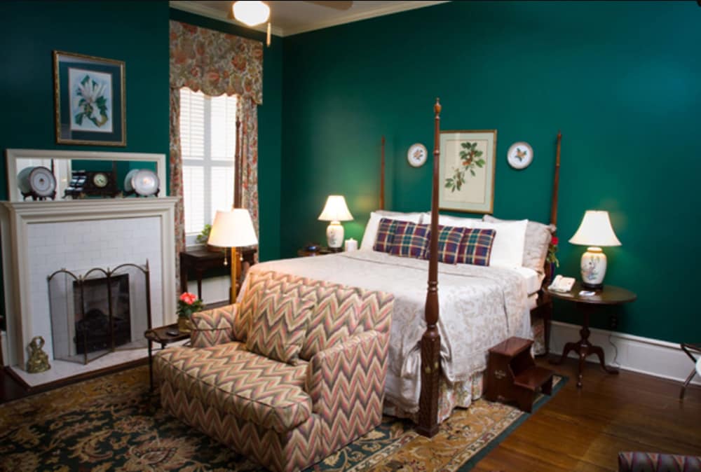 1842 Inn - photo 39
