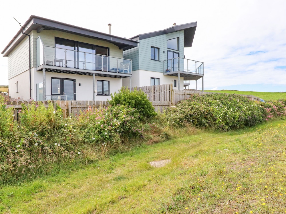 Sandpiper - last minute hotel in Perranporth