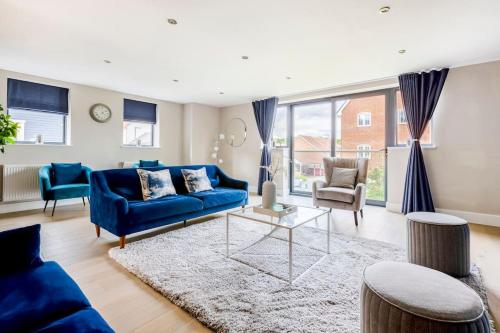 Contemporary 3 Bedroom Fully Detached Town House — 4-Star Luxury Hotel in Wickford, United Kingdom