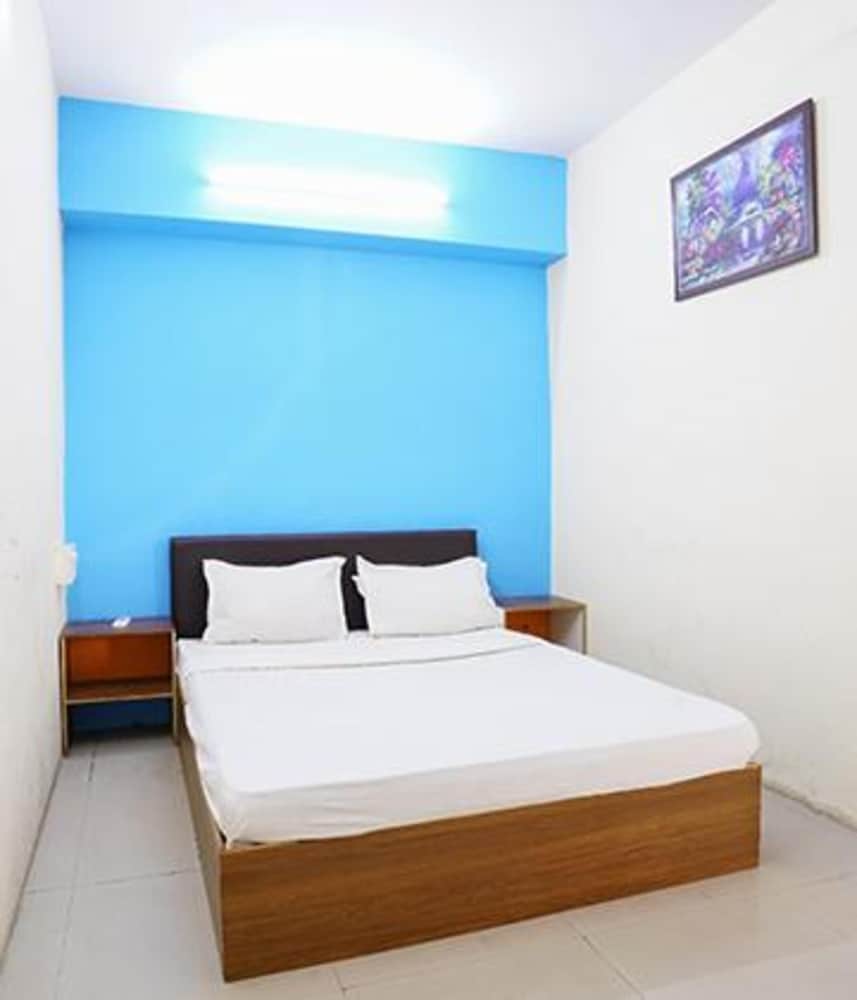 Fabhotel Infinity Rooms & Banquet in Surat, India