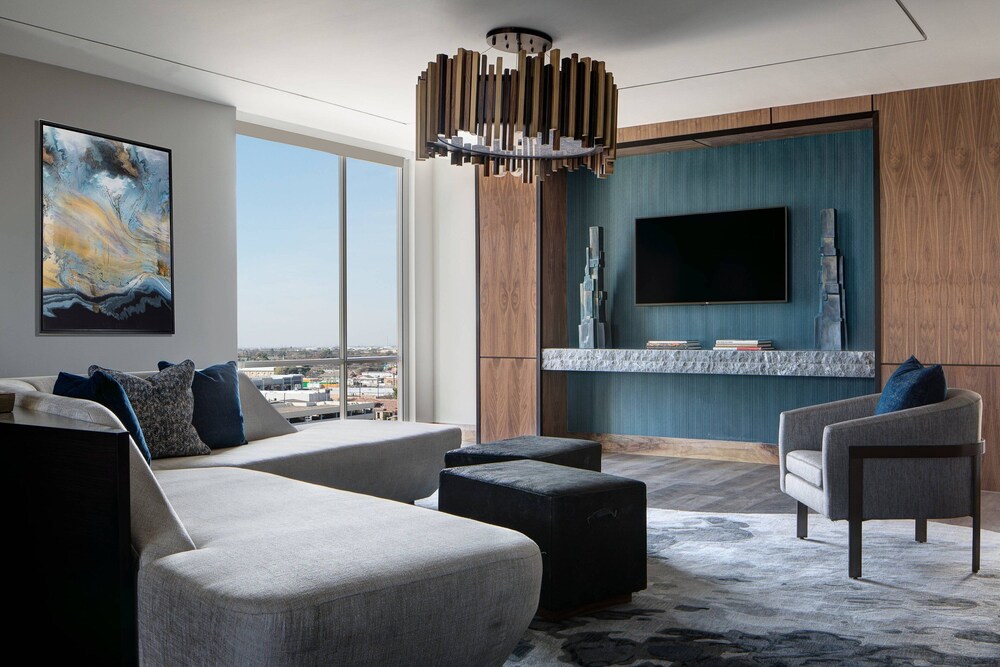 Odessa Marriott Hotel & Conference Center - photo 23