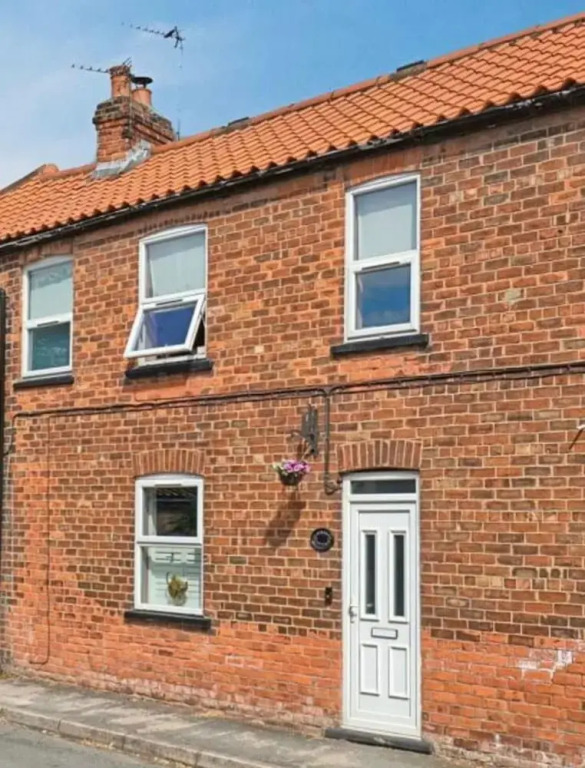 Cottagesleep4 freep petok garden famillyfriendly in Kingston Upon Hull, United Kingdom