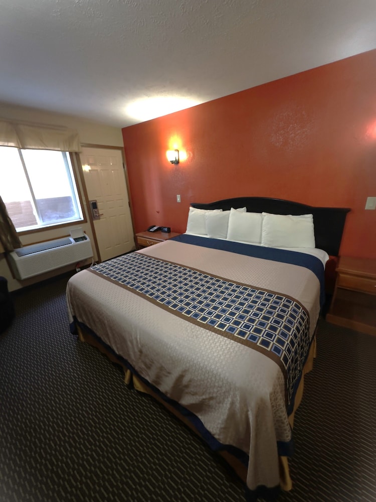 Eco Lux Inn - photo 10