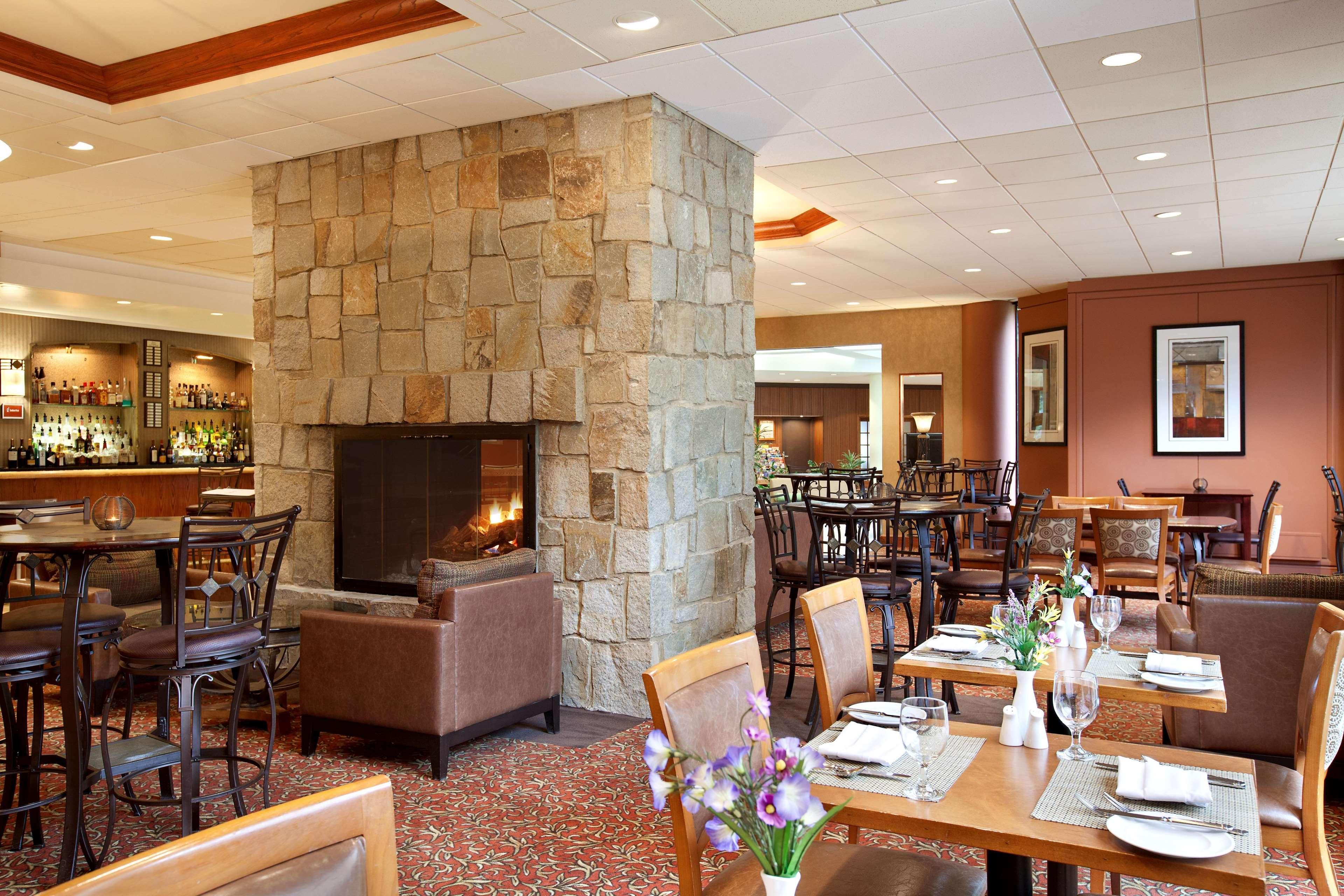 DoubleTree by Hilton Hotel Boston Bedford Glen - photo 40