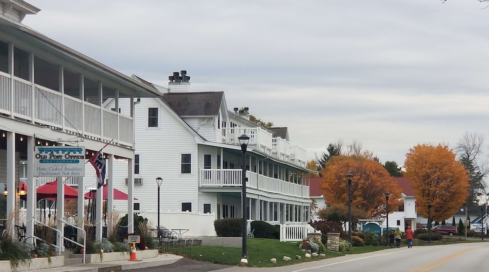 Edgewater Resort - photo 136