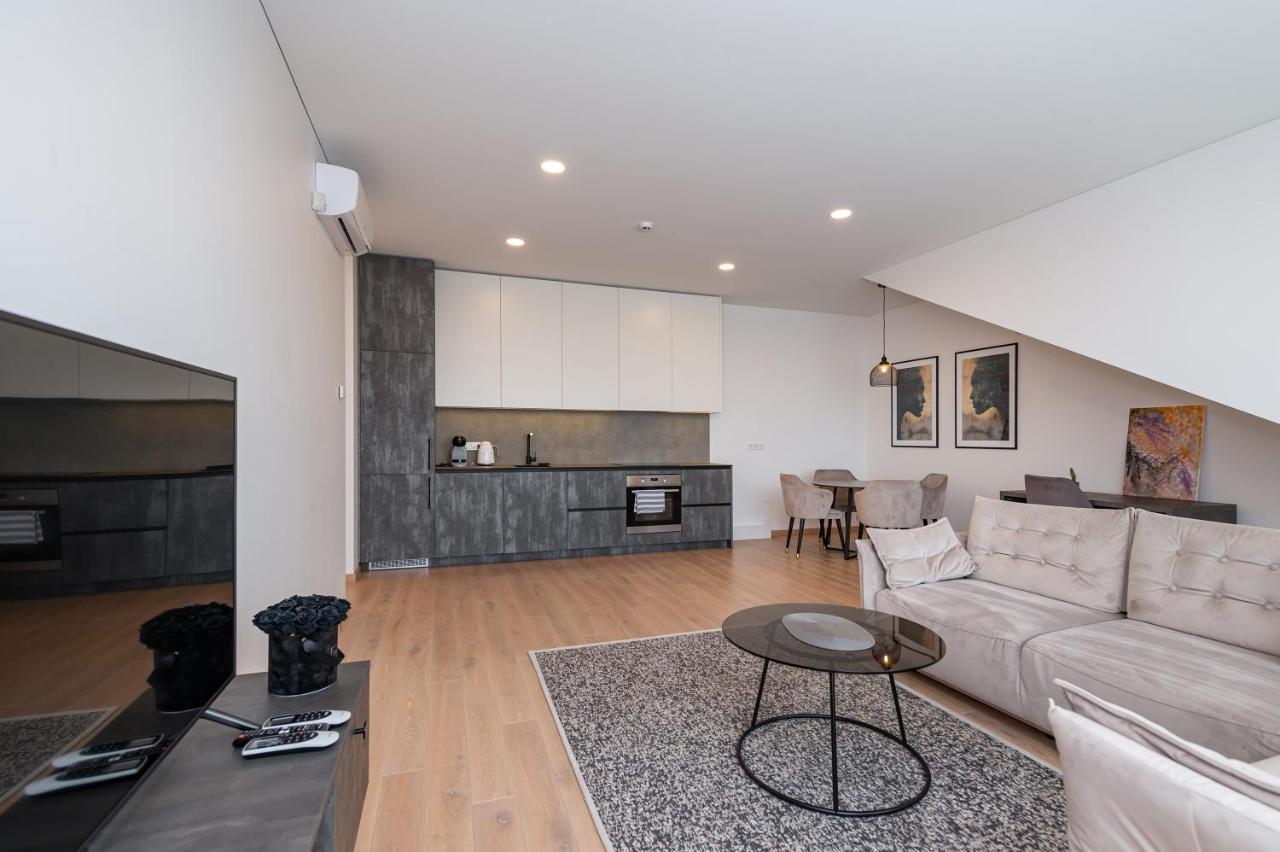 Spaciuos 1 BD Apt by Domvia — 4-Star Luxury Hotel in Kaunas, Lithuania
