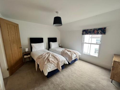 Modern Townhouse in the heart of Beaumaris — 4-Star Luxury Hotel in Beaumaris, United Kingdom