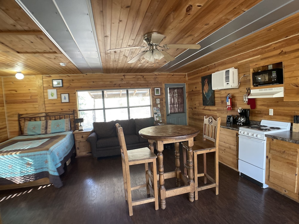 Walnut Canyon Cabins - photo 51