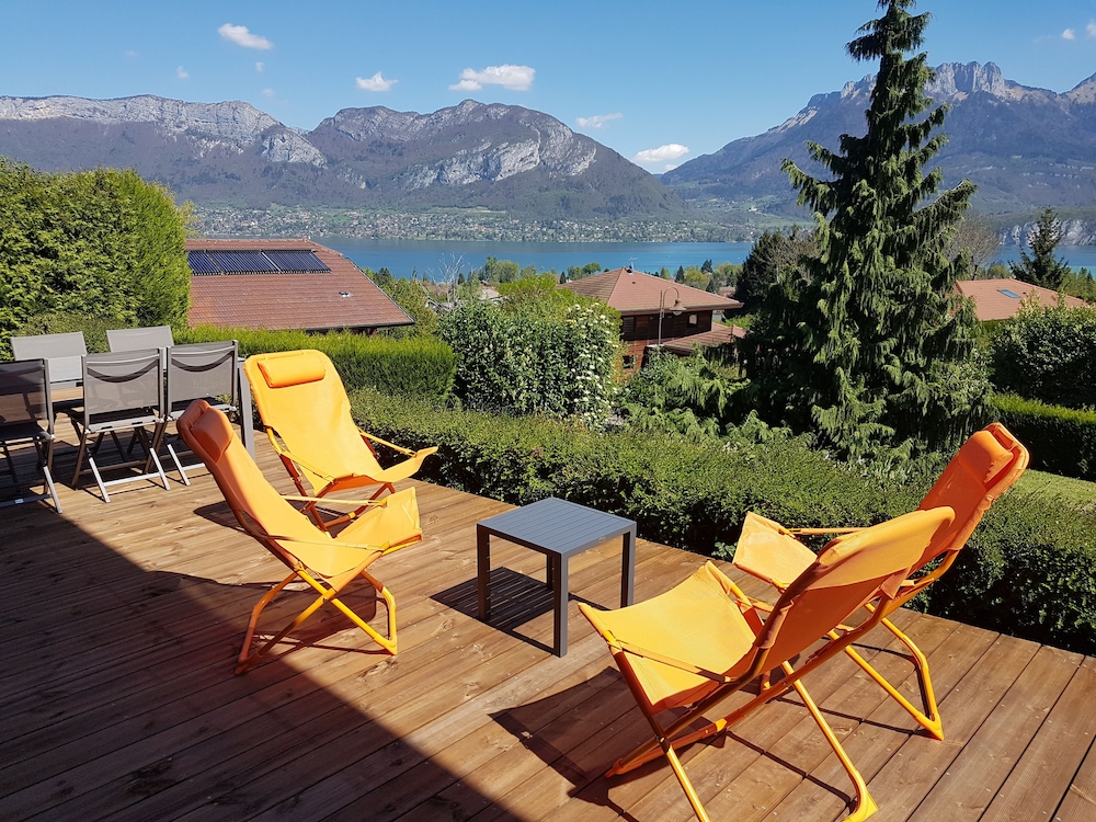 Appartement Semnoz Vue Lac — 4-Star Luxury Hotel in Sevrier, France