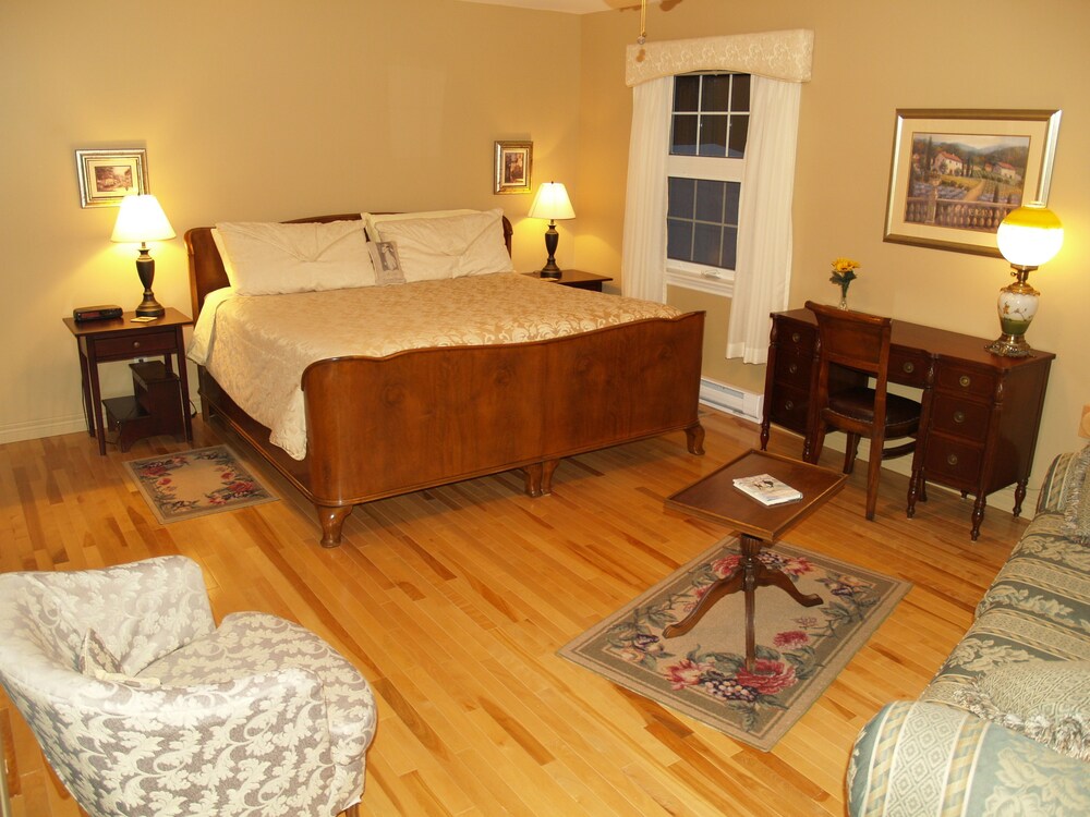 Bakers Chest B&B — Truro — photo 5