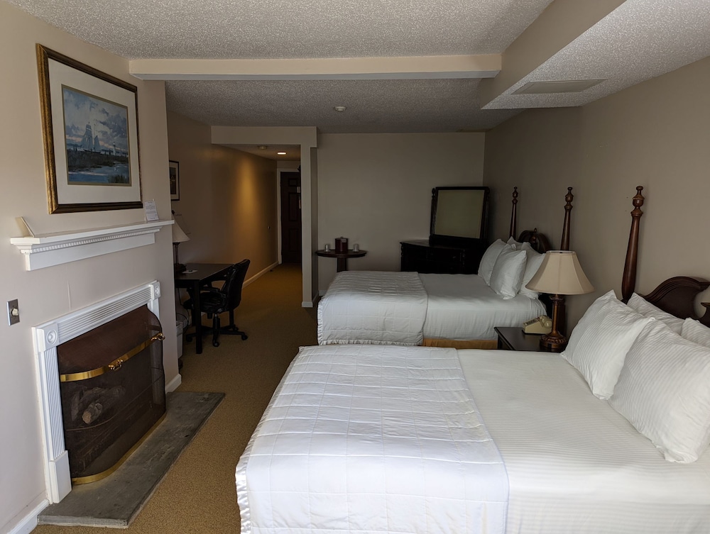 The Lucerne Inn - photo 21