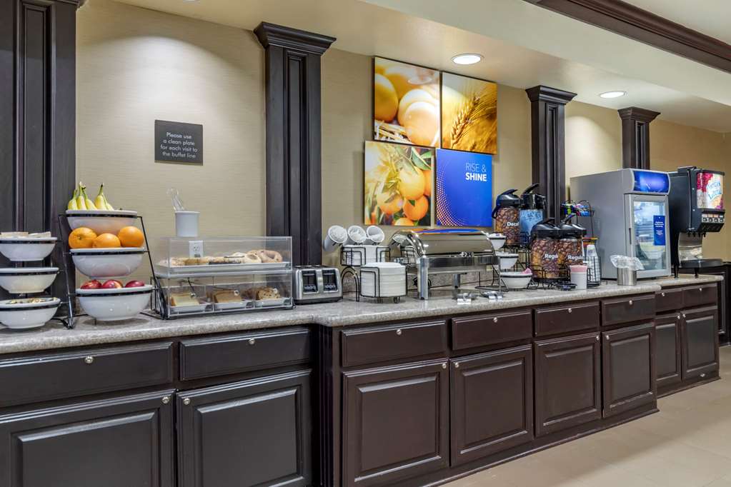 Comfort Inn & Suites Texas Hill Country - photo 31