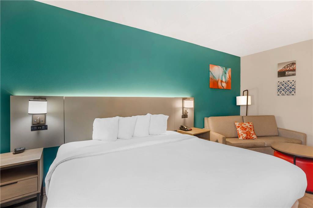 Comfort Inn & Suites Mt. Holly Westampton - photo 20