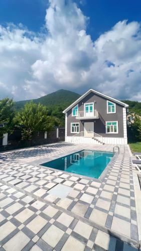 Grandiuse Villa 5 bedroom — 5-Star Luxury Hotel in Qutqashen, Azerbaijan