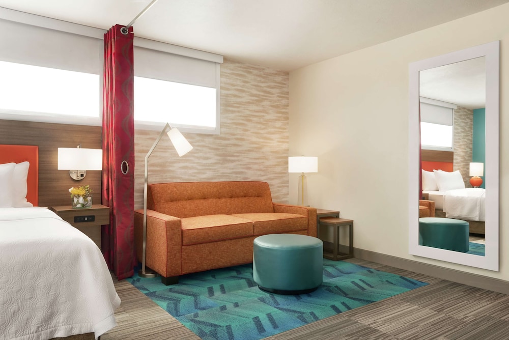 Home2 Suites by Hilton Bismarck - photo 25