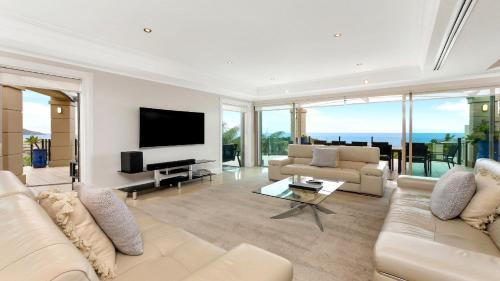 Unit 51 4 Bed Premier Ocean View in Terrigal, Australia