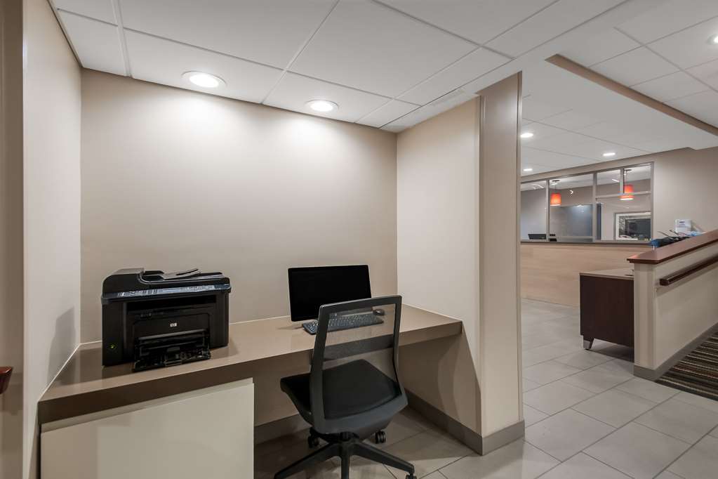 Country Inn & Suites by Radisson Fredericksburg South VA - photo 39