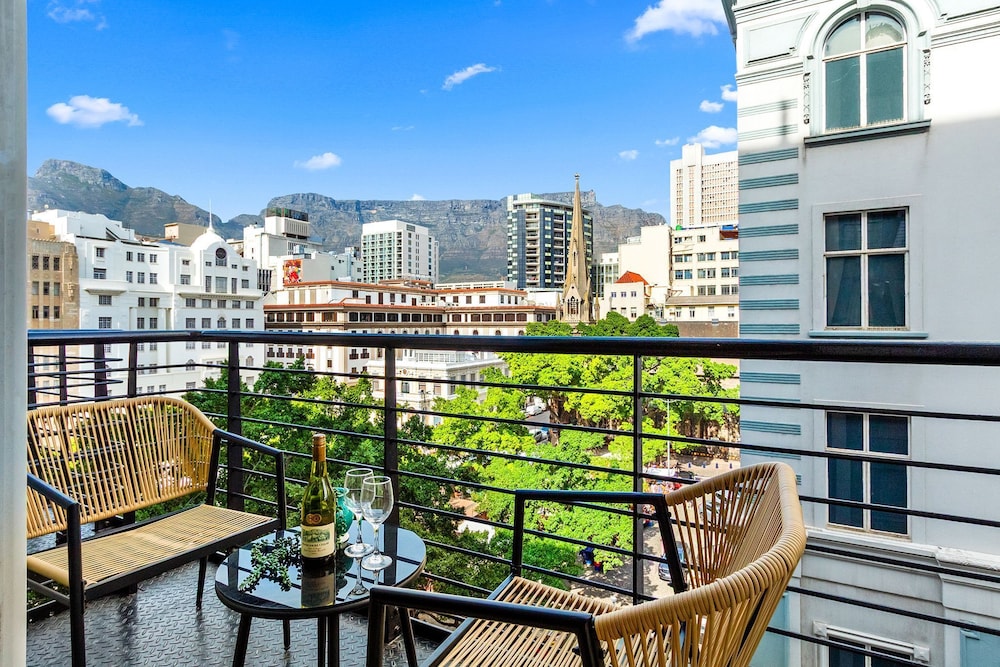 ITC Hospitality Group One Bedrooms Greenmarket Place